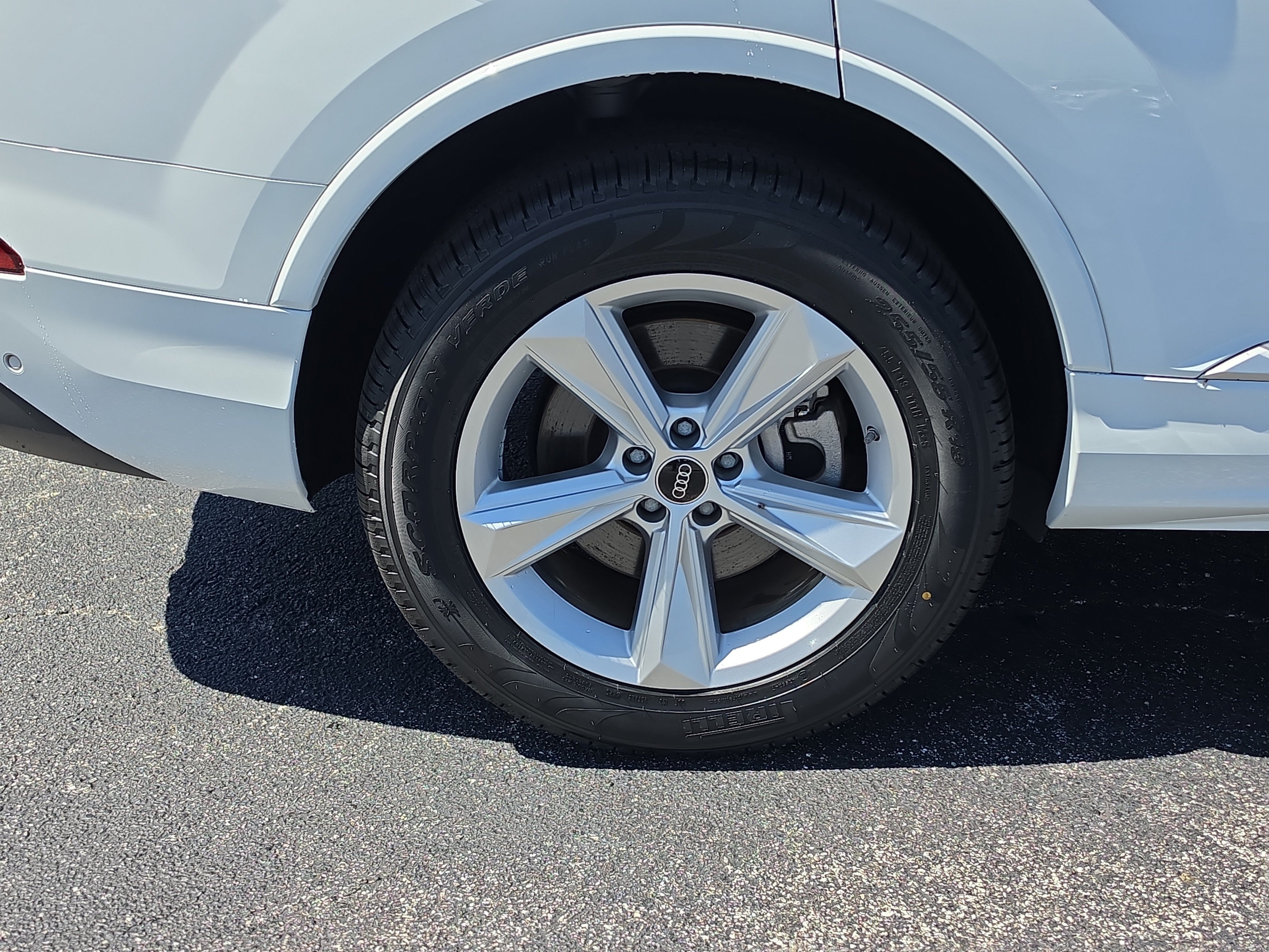Used 2023 Audi Q7 2.0T Premium AWD/4WD image 5