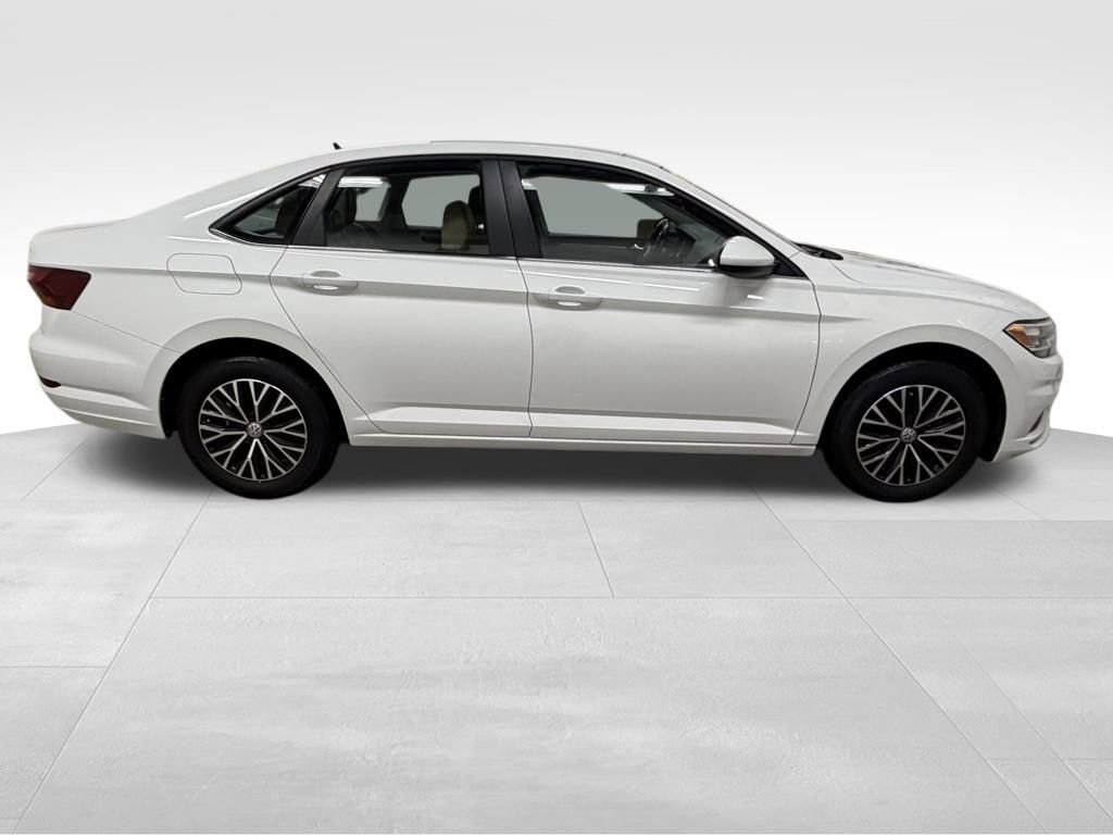 Used 2019 Volkswagen Jetta SE w/ Cold Weather Package image 7