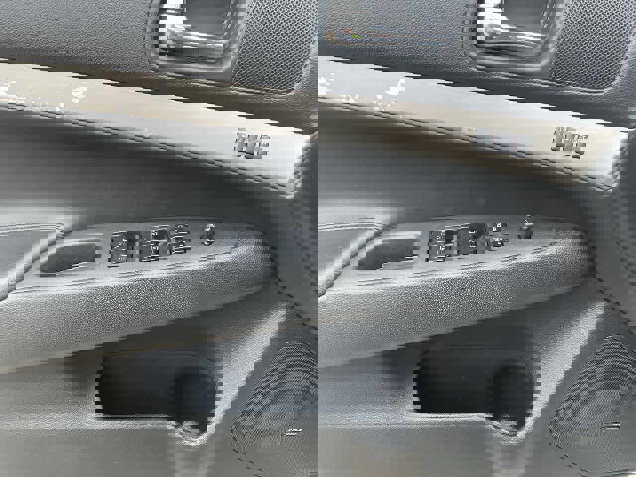 Used 2013 INFINITI G37 x w/ Premium Pkg AWD/4WD image 28