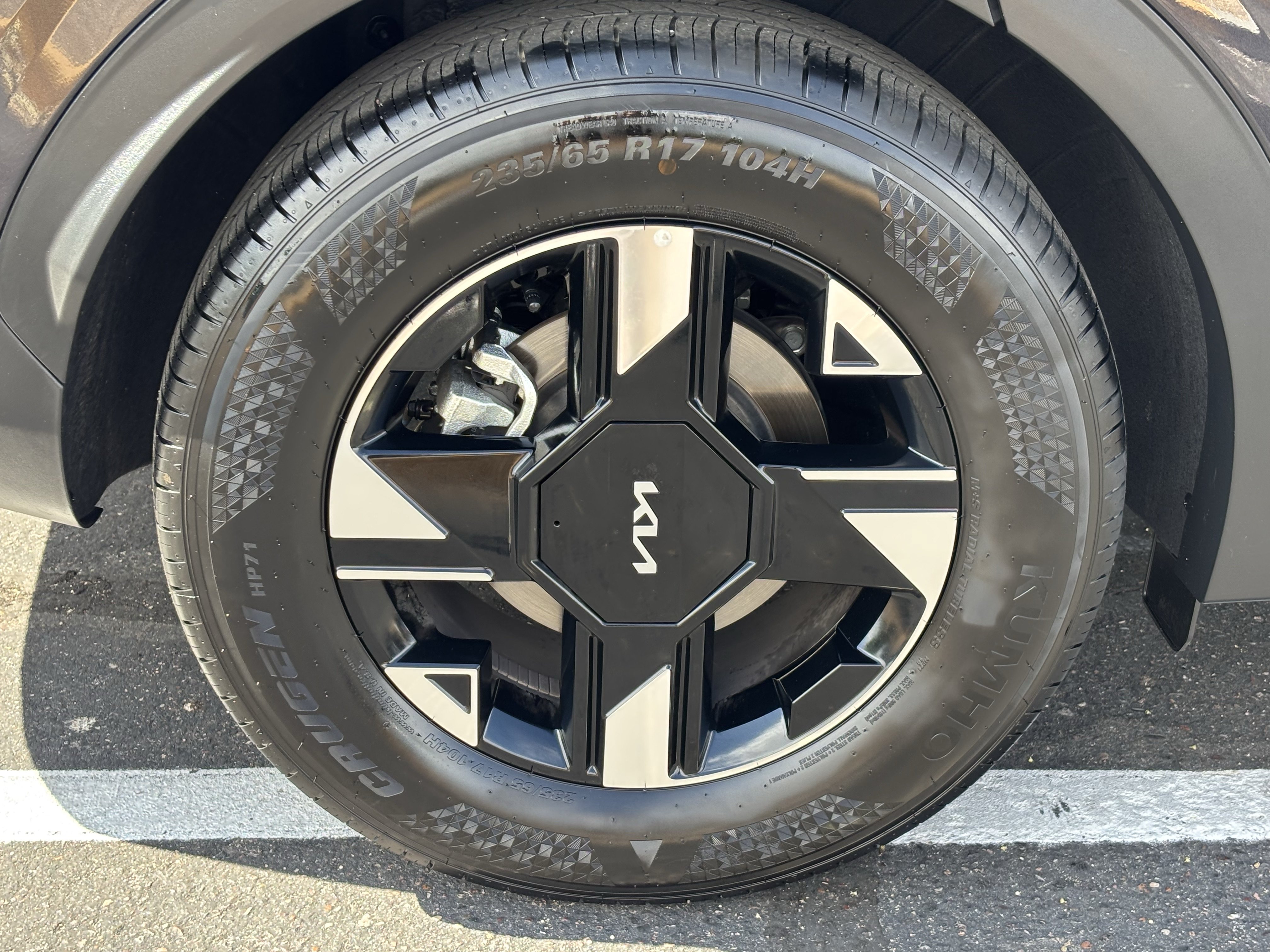 Certified 2026 Kia Sportage LX FWD image 7