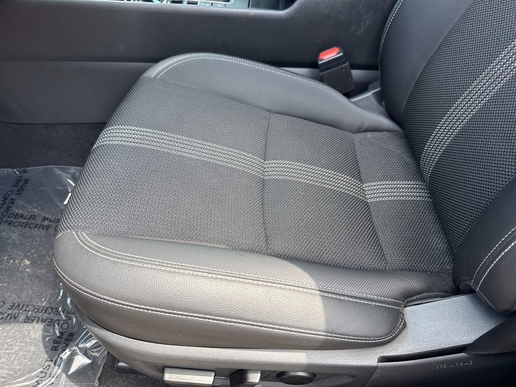 Used 2024 MAZDA CX-50 AWD 2.5 S w/ Preferred Package image 29