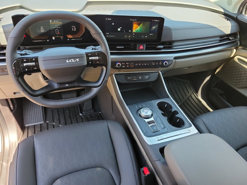 New 2027 Kia Carnival LXS FWD image 13
