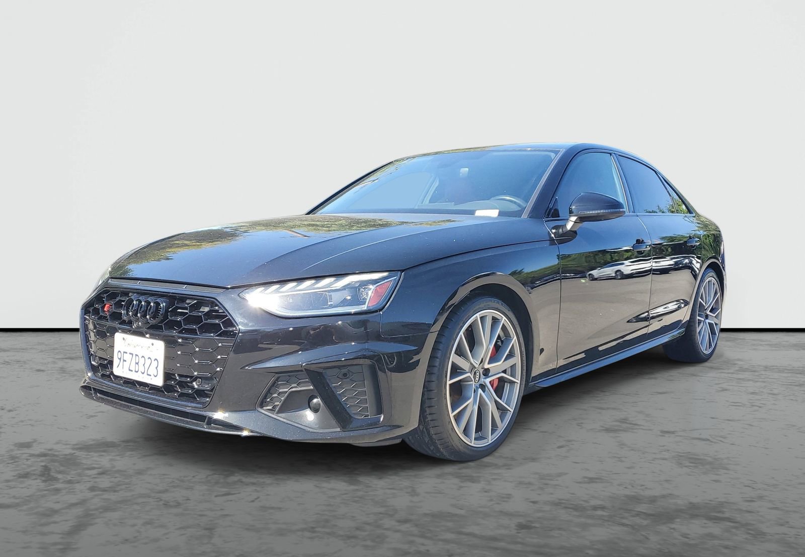 Used 2023 Audi S4 Premium Plus w/ Premium Plus Package AWD/4WD image 2