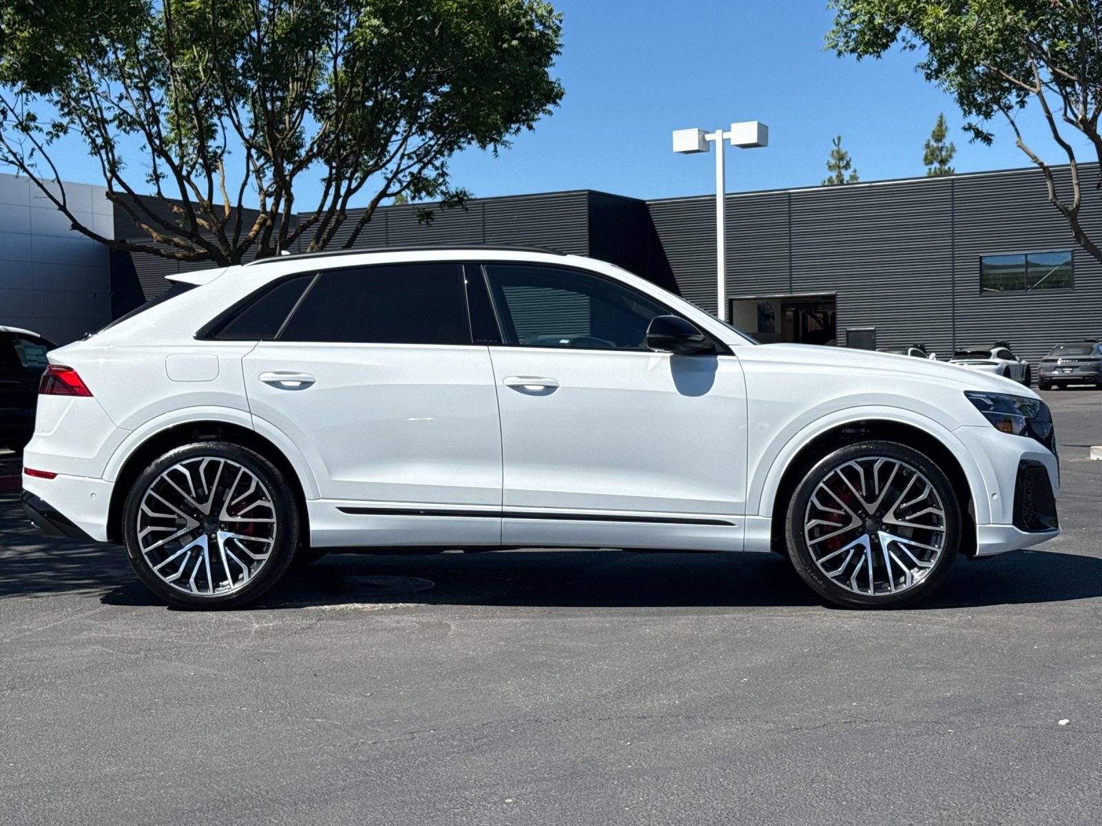 New 2026 Audi SQ8 Prestige AWD/4WD image 7