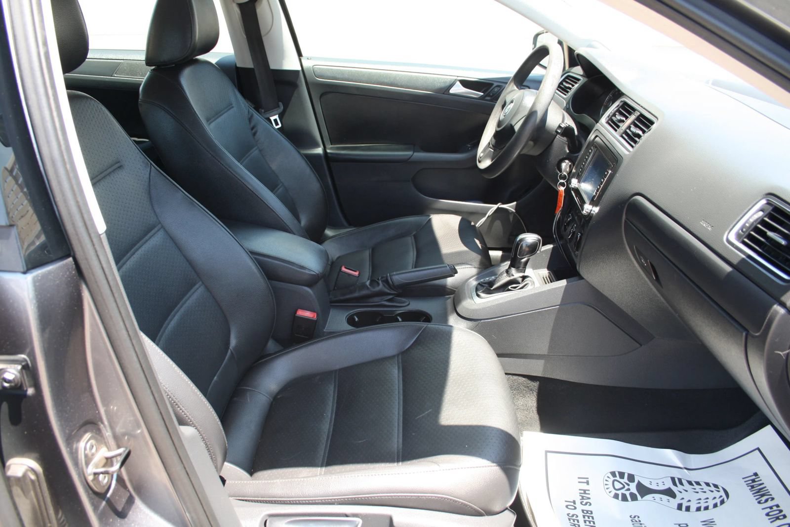 Used 2014 Volkswagen Jetta SE FWD image 12