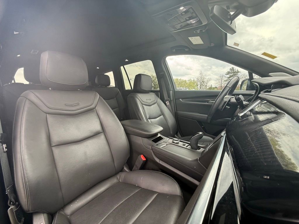 Certified 2024 Cadillac XT6 Sport w/ LPO, Floor Liner Package AWD/4WD image 31