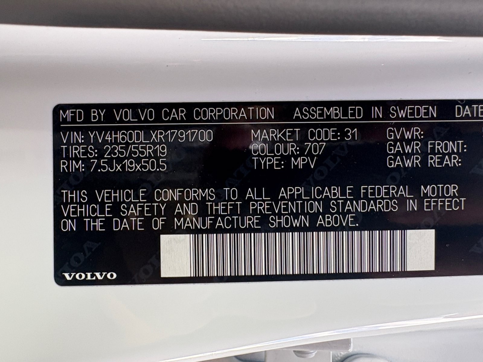 Used 2024 Volvo XC60 T8 Plus AWD/4WD image 34