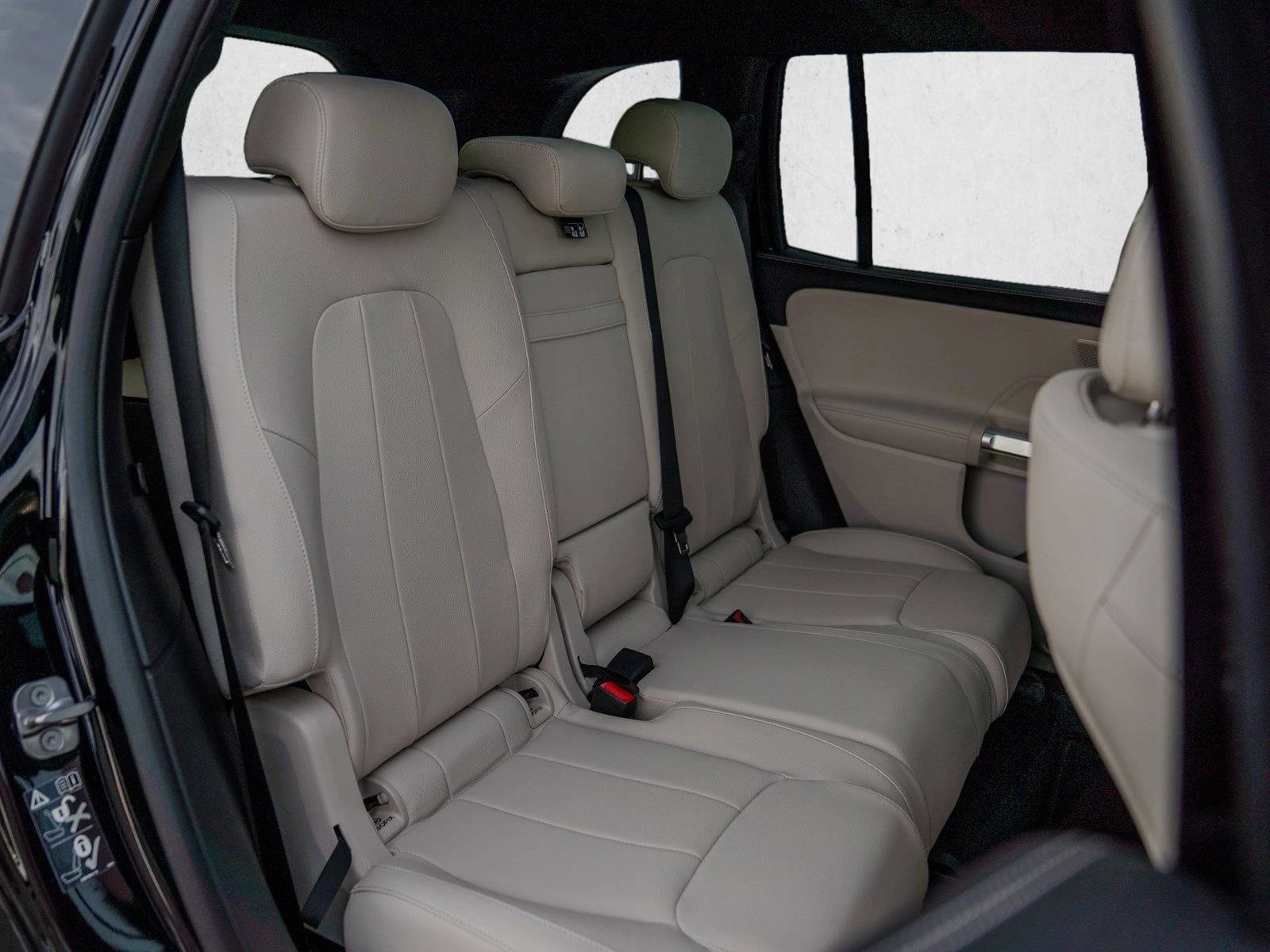 New 2026 Mercedes-Benz GLB 250 4MATIC image 24