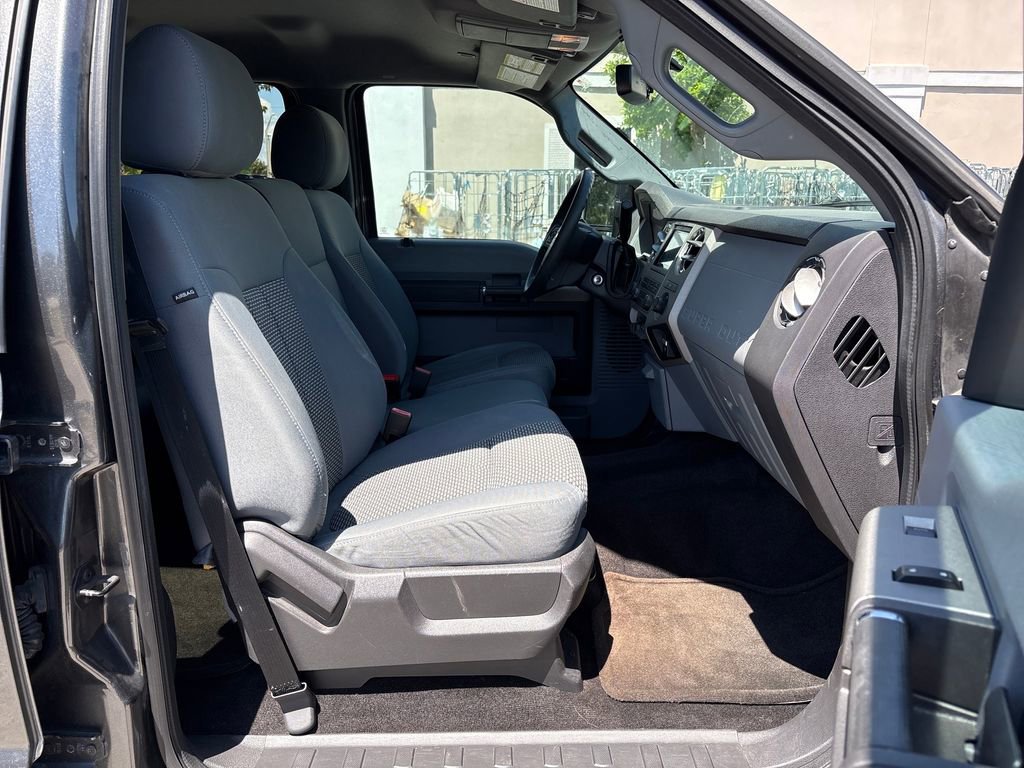 Used 2016 Ford F250 XLT w/ XLT Value Package AWD/4WD image 6