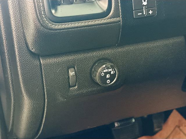 Used 2018 GMC Canyon SLE w/ SLE Convenience Package image 11