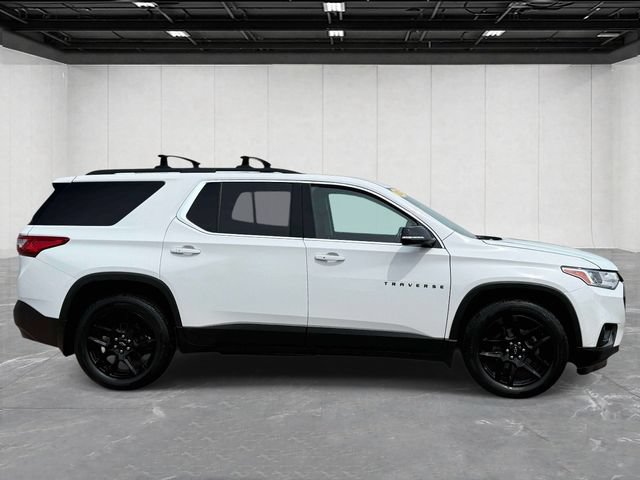 Used 2020 Chevrolet Traverse LT w/ LPO, Blackout Package AWD/4WD image 4