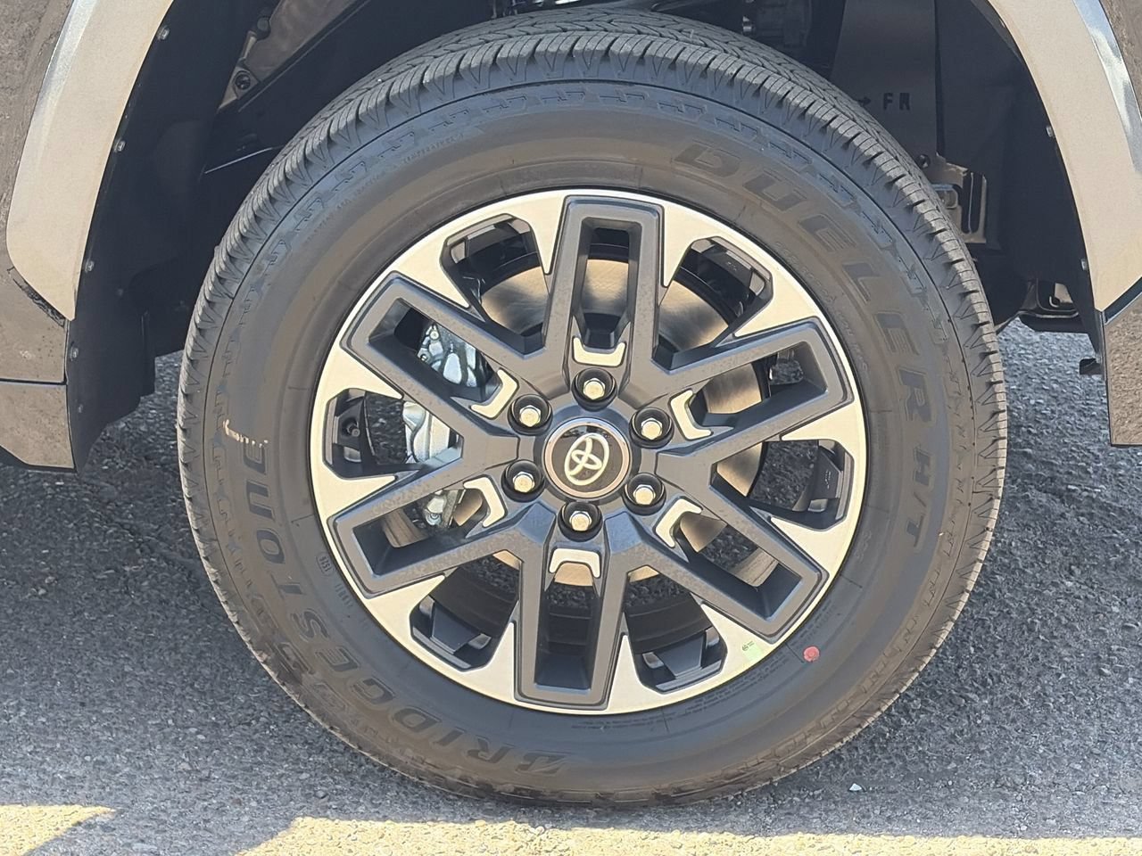 New 2026 Toyota Tundra Limited AWD/4WD image 10