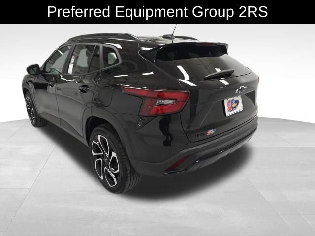 Certified 2025 Chevrolet Trax RS w/ Driver Confidence Package image 4