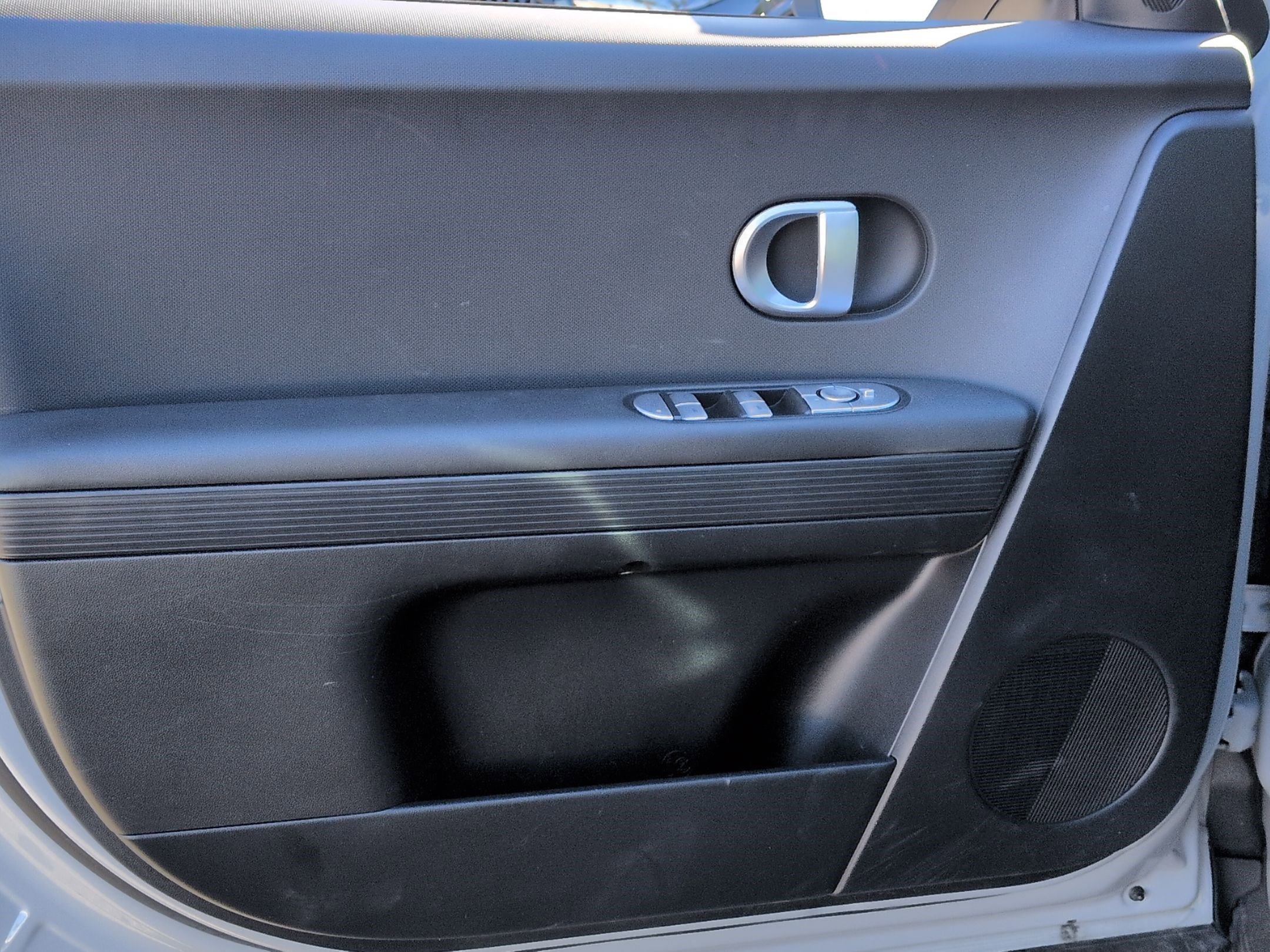 Used 2024 Hyundai Ioniq 5 SE image 14