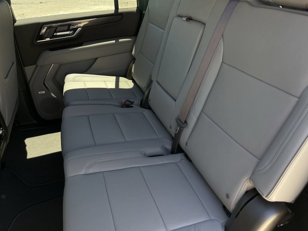 New 2026 GMC Yukon XL Elevation AWD/4WD image 25