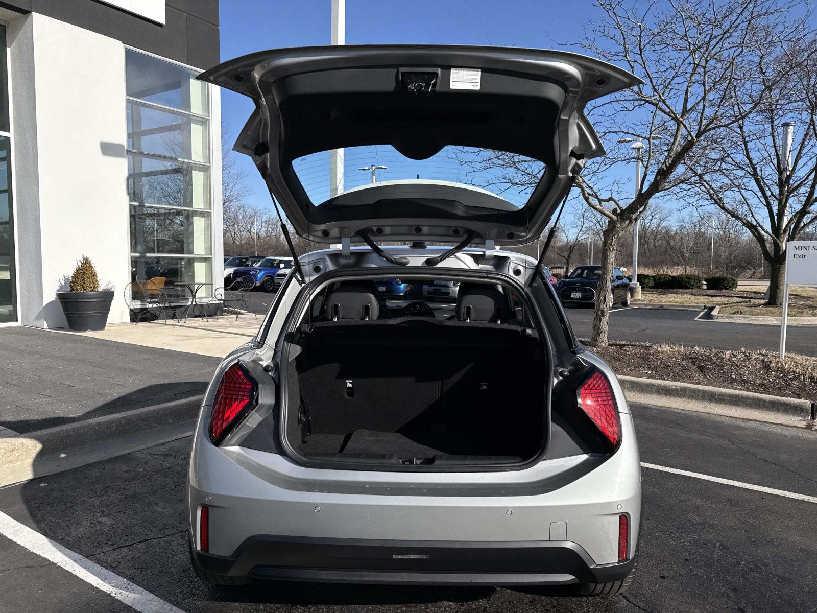 Certified 2025 MINI Cooper S FWD image 8