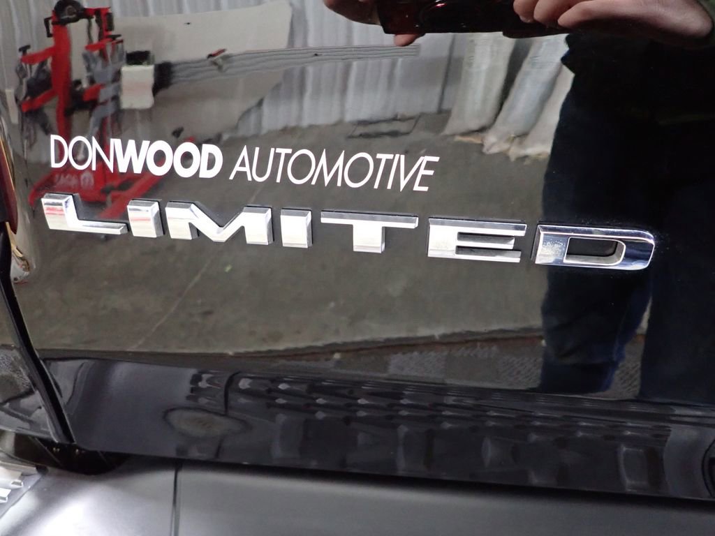 Used 2025 RAM 1500 Limited w/ Trailer Tow Group image 14