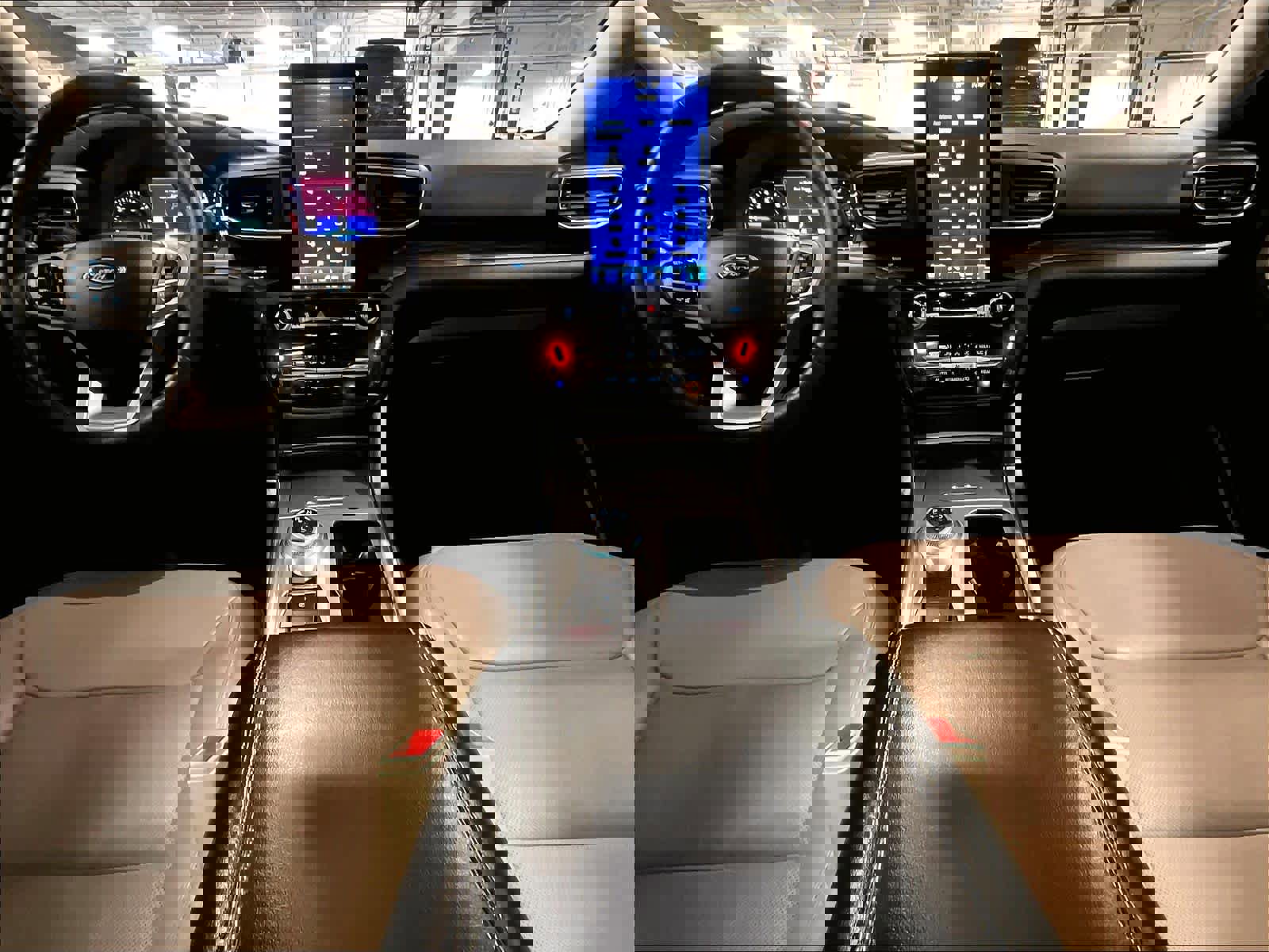 Used 2023 Ford Explorer Limited w/ Limited Technology Package image 22