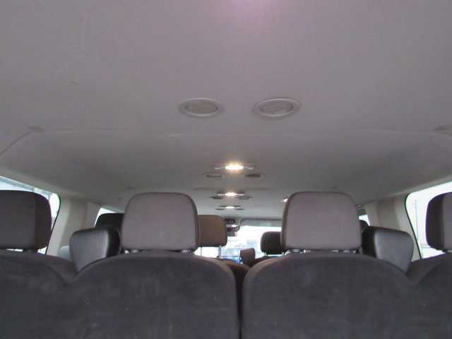 Used 2023 Ford Transit 350 XLT image 25