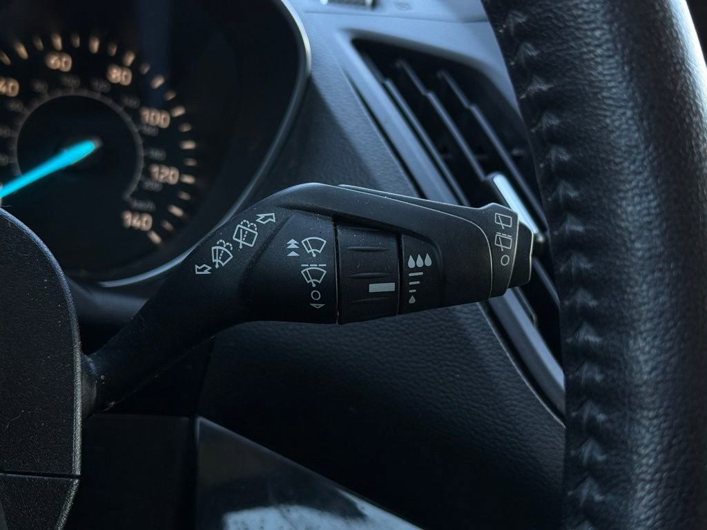 Used 2017 Ford Escape Titanium image 30