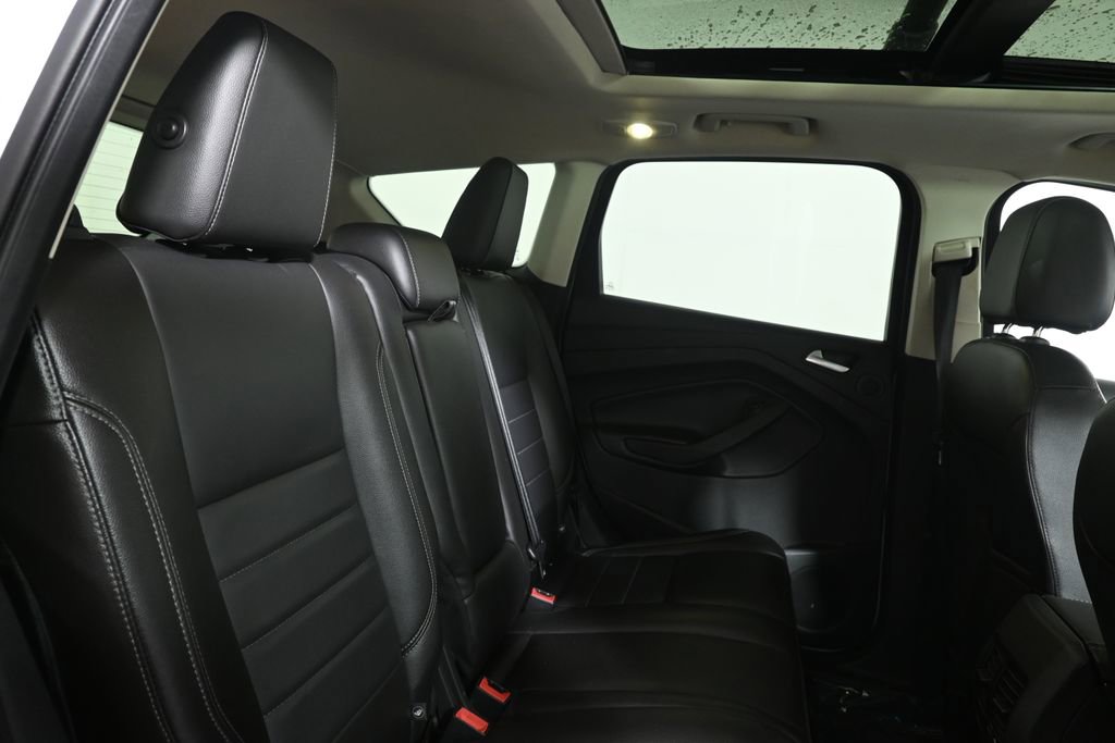 Used 2016 Ford Escape Titanium w/ Equipment Group 301A AWD/4WD image 34