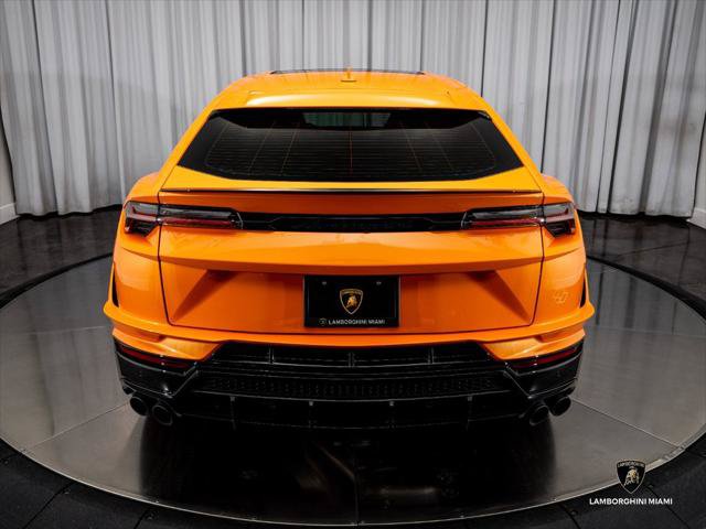 Used 2024 Lamborghini Urus S AWD/4WD image 11