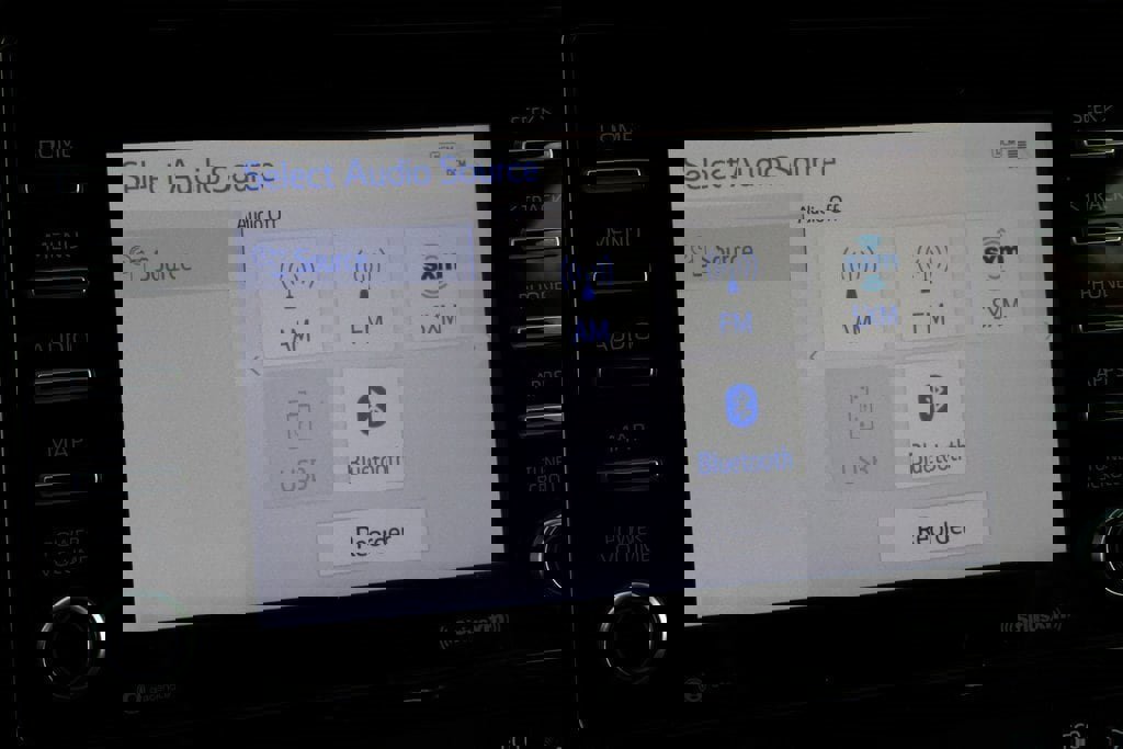 Certified 2022 Toyota Prius XLE w/ Advanced Technology Package image 29