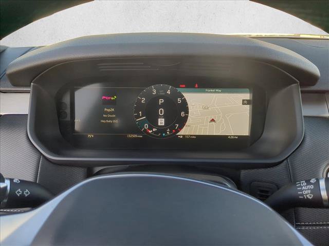 Used 2024 Land Rover Discovery Dynamic SE AWD/4WD image 15
