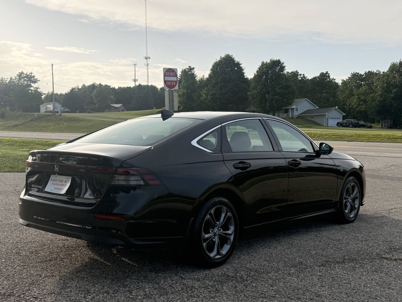 Used 2023 Honda Accord EX image 5