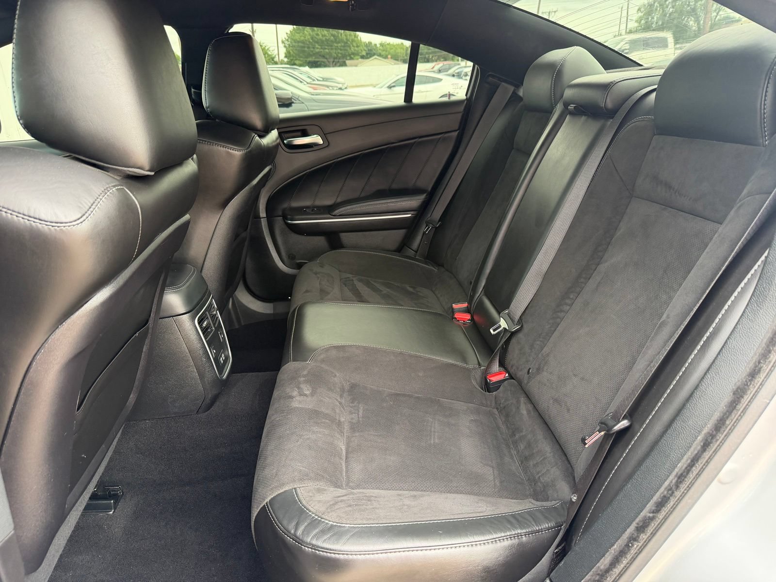 Used 2022 Dodge Charger Scat Pack RWD image 15