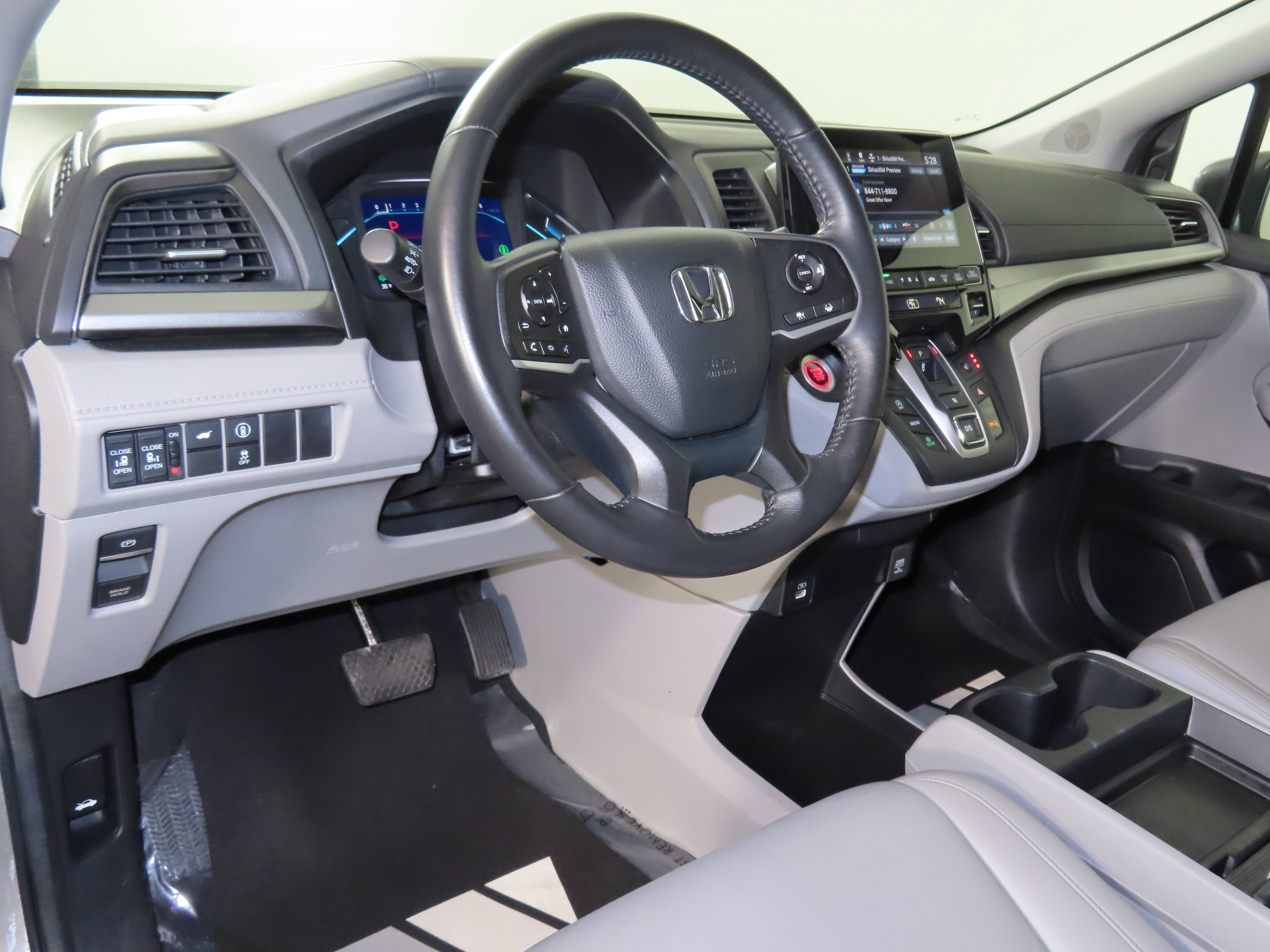 Used 2024 Honda Odyssey EX-L image 37