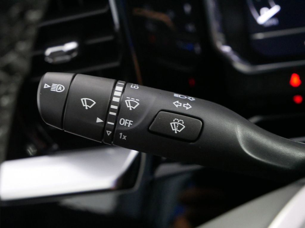 New 2025 GMC Sierra 3500 SLE w/ SLE Convenience Package image 16