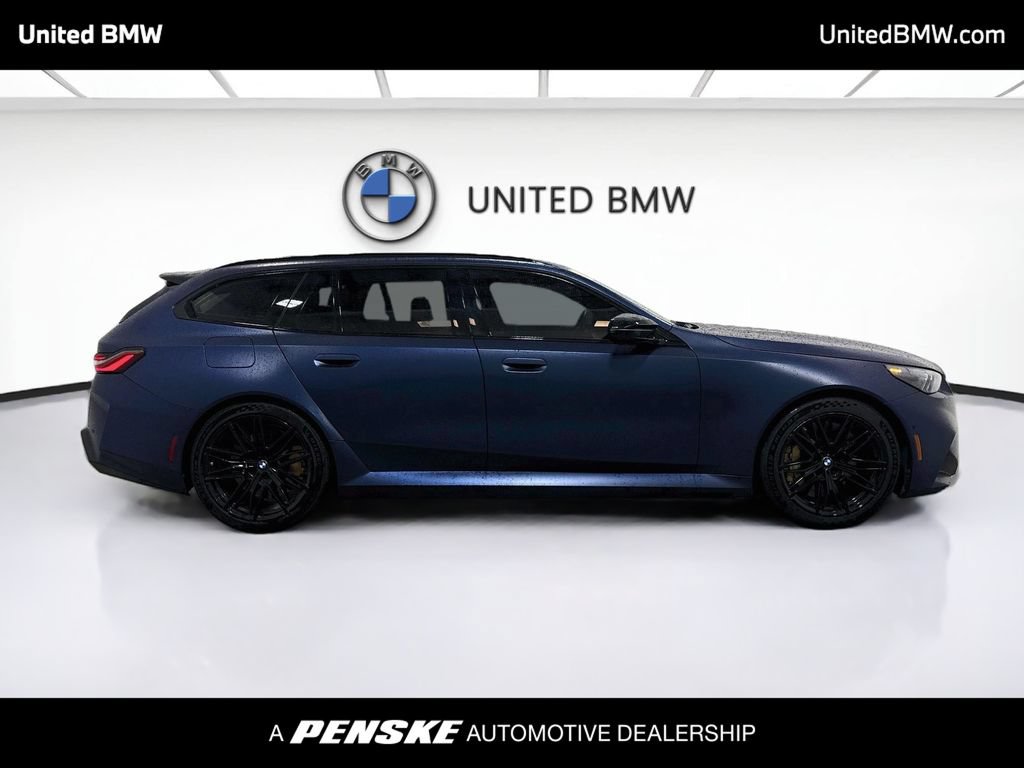 Used 2026 BMW M5 Touring AWD/4WD image 4