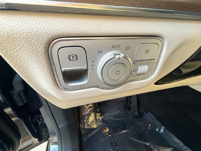 Used 2021 Mercedes-Benz GLE 350 4MATIC image 19