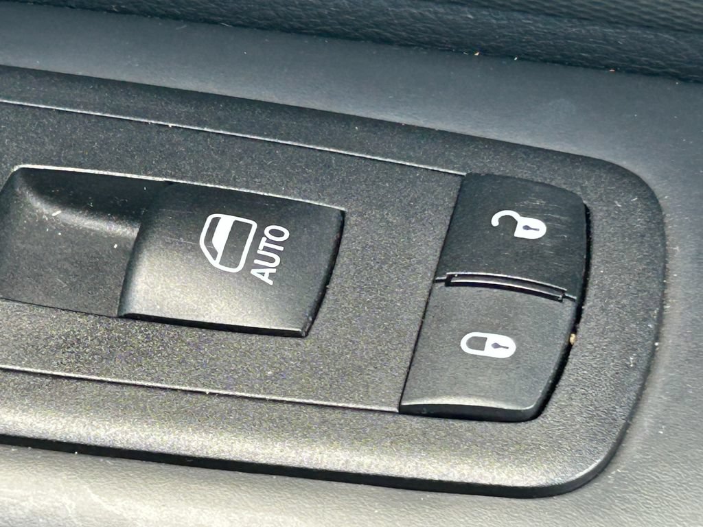 Used 2024 Dodge Durango GT AWD/4WD image 39