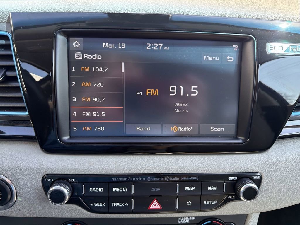 Used 2019 Kia Niro Touring image 11
