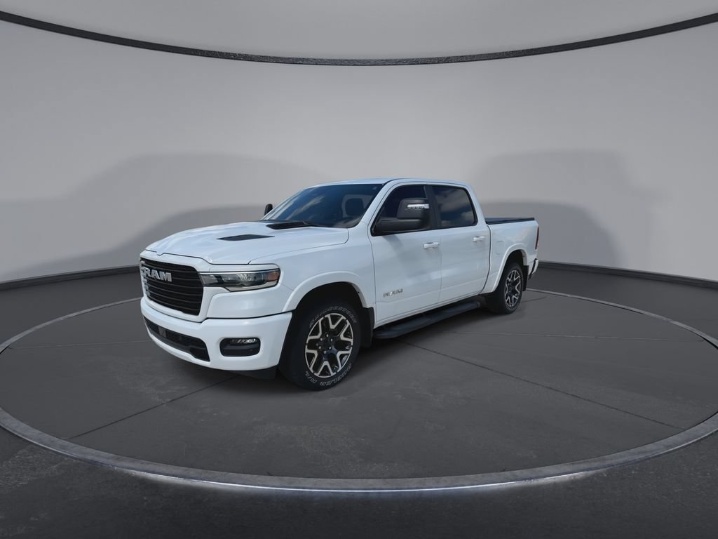 Used 2025 RAM 1500 Laramie w/ Sport Appearance Package AWD/4WD image 4