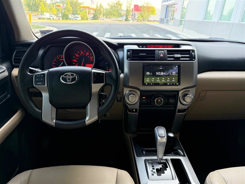 Used 2011 Toyota 4Runner SR5 AWD/4WD image 37