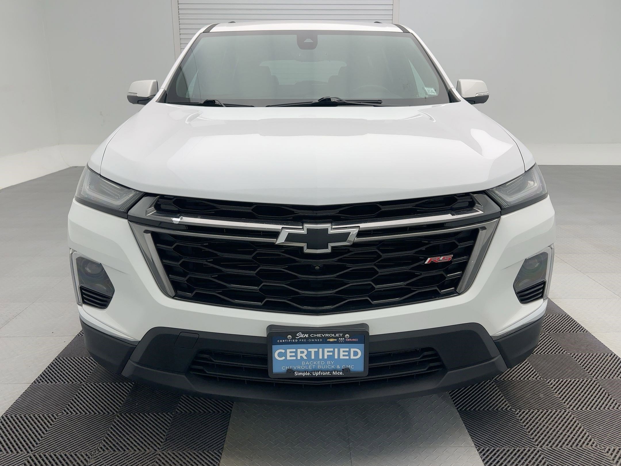 Certified 2023 Chevrolet Traverse RS w/ LPO, Floor Liner Package image 6