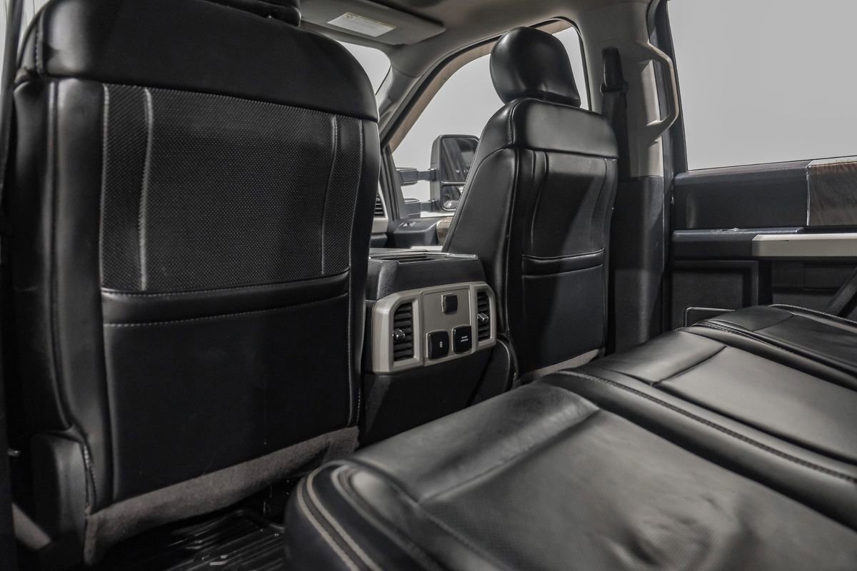 Used 2019 Ford F250 Lariat w/ Lariat Ultimate Package AWD/4WD image 38