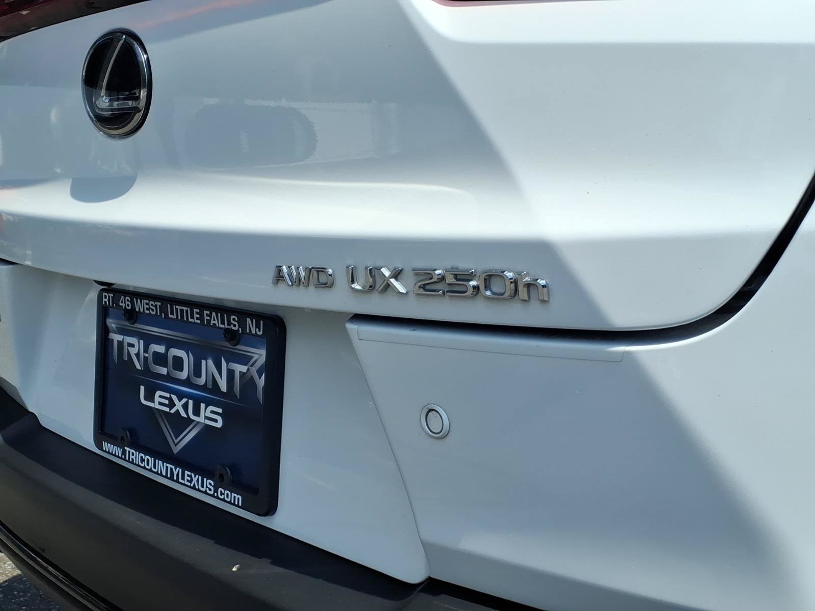 Certified 2023 Lexus UX 250h F Sport w/ Accessory Package (Z2) AWD/4WD image 16