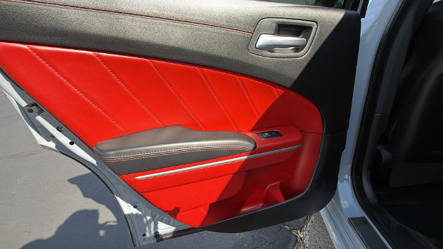 Used 2022 Dodge Charger Scat Pack RWD image 15