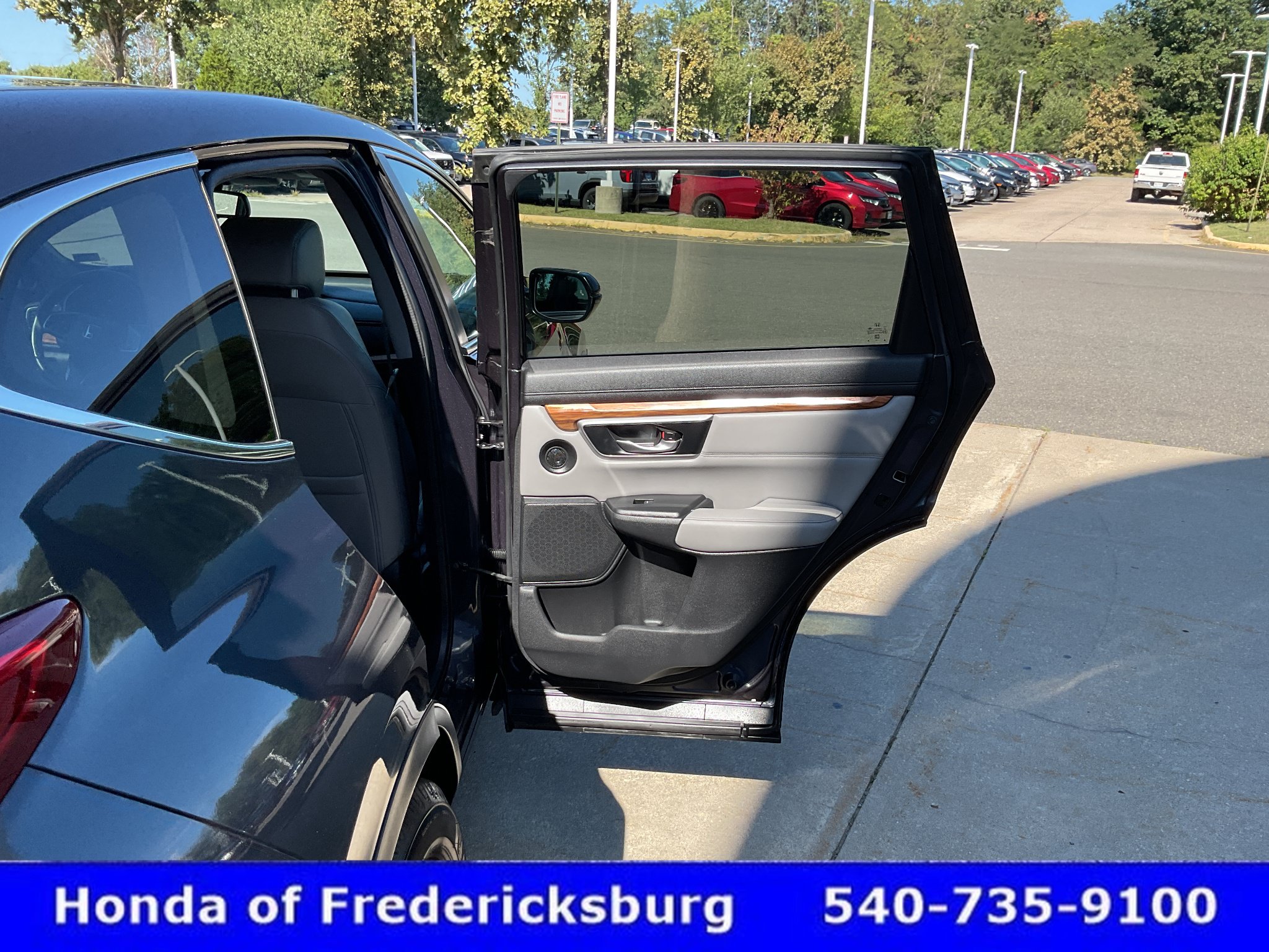 Used 2018 Honda CR-V EX-L image 17