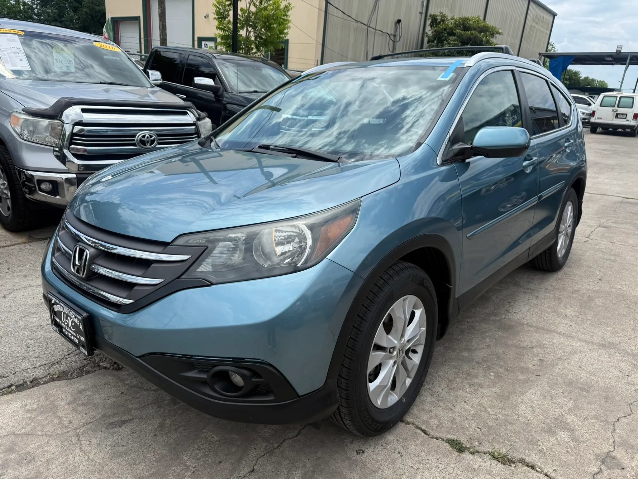 Used 2014 Honda CR-V EX-L image 3