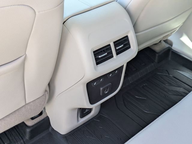 Used 2019 GMC Terrain Denali w/ Advanced Safety Package AWD/4WD image 31
