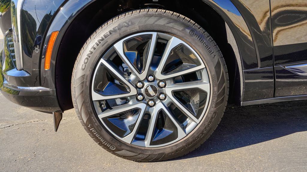 New 2026 Cadillac Optiq Sport 1 image 7