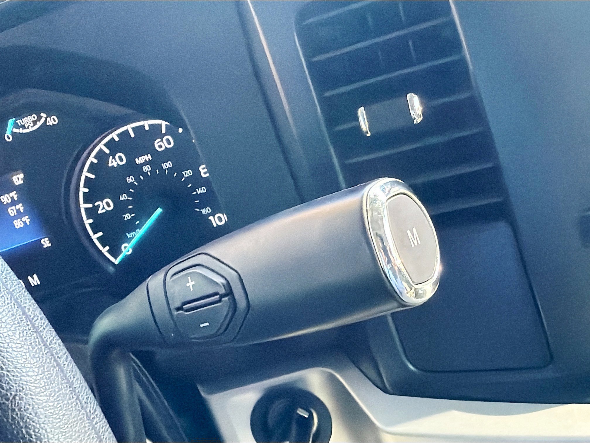 Used 2025 Ford F250 XLT image 27