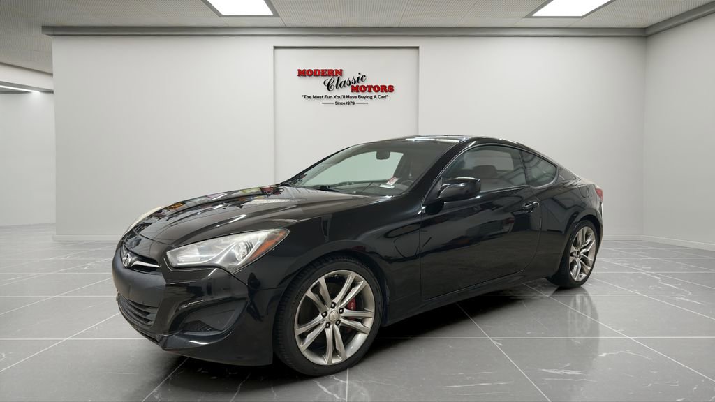 Used 2013 Hyundai Genesis 2.0T image 3