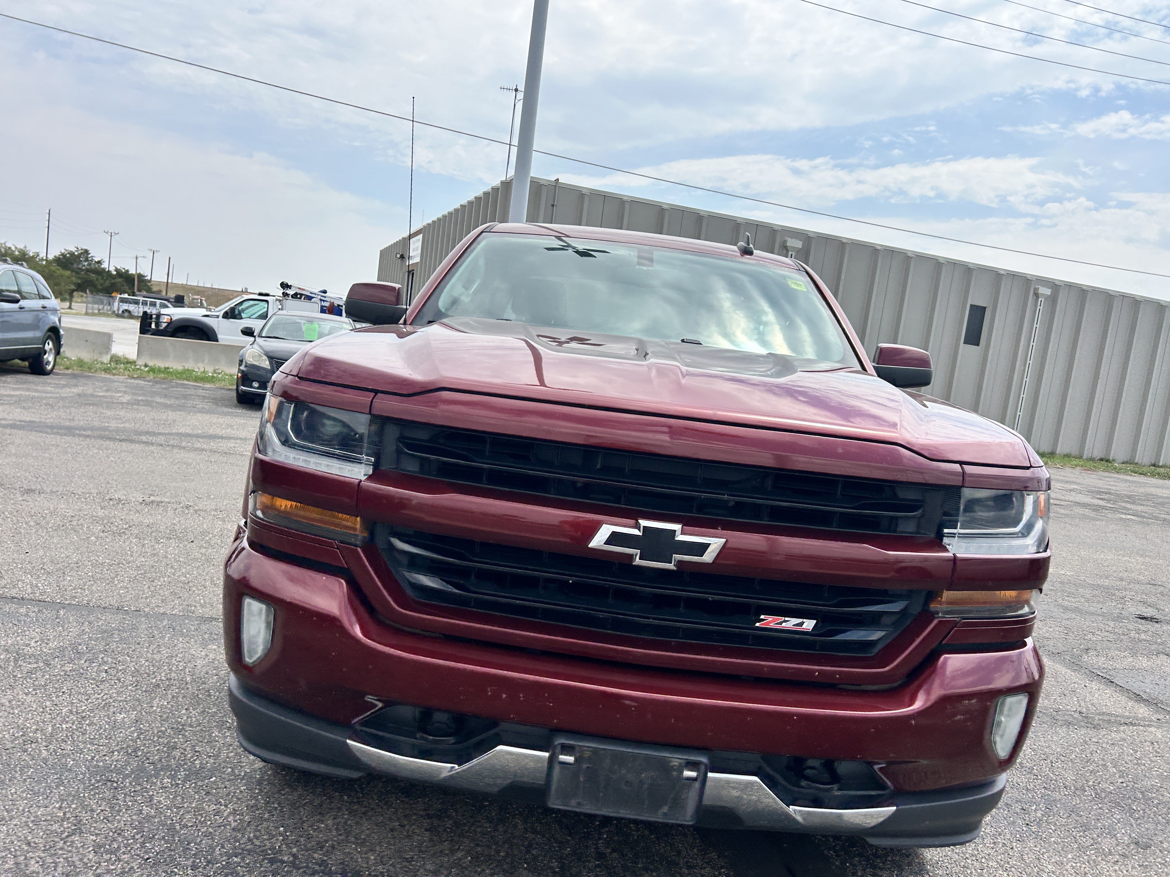 Used 2017 Chevrolet Silverado 1500 LT w/ All Star Edition AWD/4WD image 8