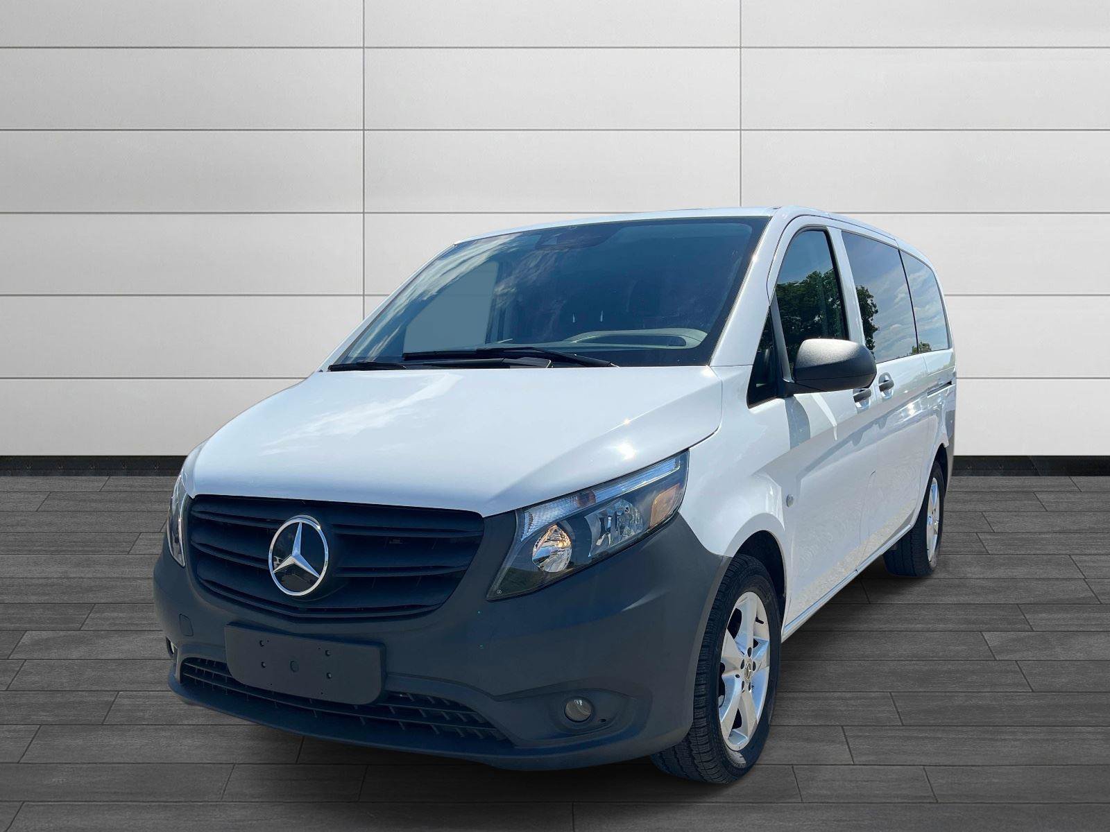 Used 2023 Mercedes-Benz Metris Passenger image 6